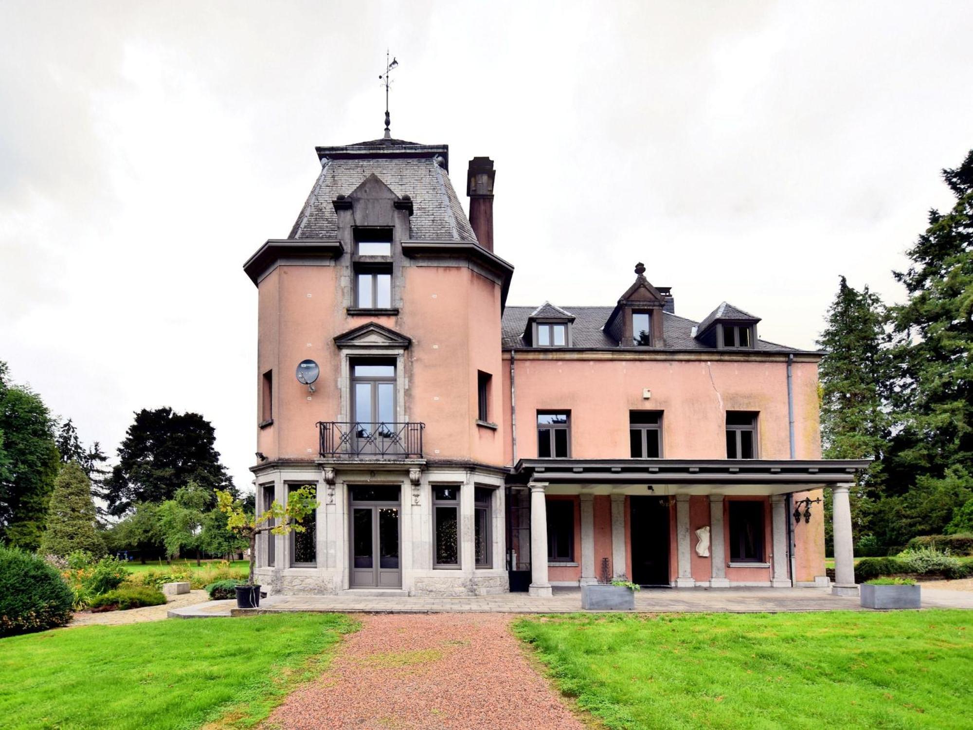 Luxurious Castle With Hot Tub In The Belgian Villa Jamoigne Buitenkant foto